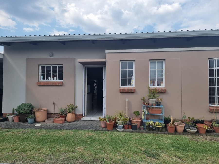 3 Bedroom Property for Sale in Waterval East North West